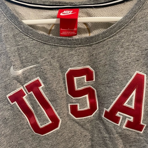 USA nike cropped crewneck - Picture 2 of 4